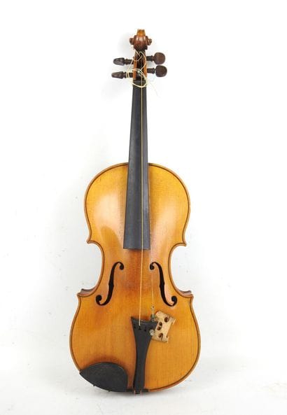 4/4 VIOLIN German model, early 20th century....