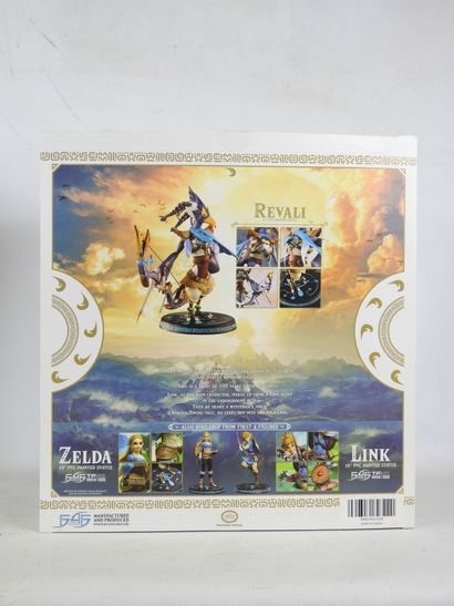 ZELDA : 2 figurines de collection et un ocarina...
