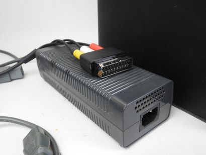 XBOX : 2 consoles XboX 360 noires 2011 et...