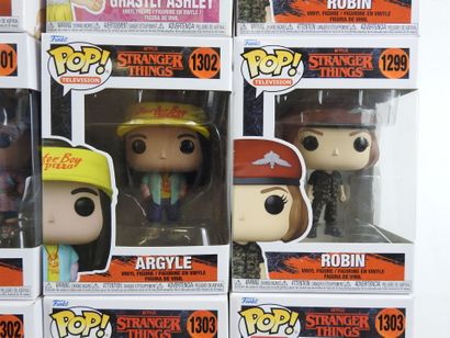 FUNKO POP : 12 figurines de collection de...