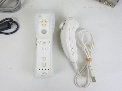 WII : Console modèle RVL-001, Sensor bar,...