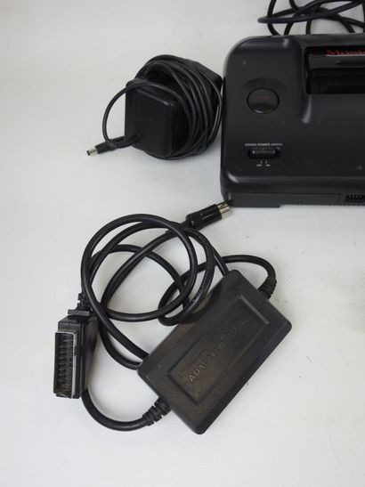 SEGA : Console Master System II avec branchement...
