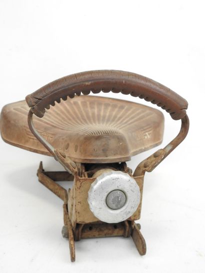 LUX : Selle passagère de moto ancienne M3A....