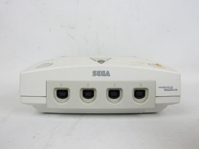 SEGA - DREAMCAST : Console modèle HKT 3030...
