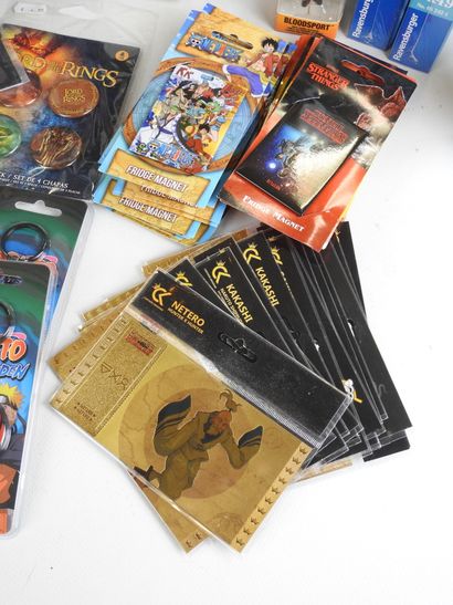 MANGA - FILMS : Lot comprenant mugs, badges,...