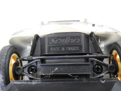 SOLIDO : C Renault grise. 1997 Echelle 1/18....