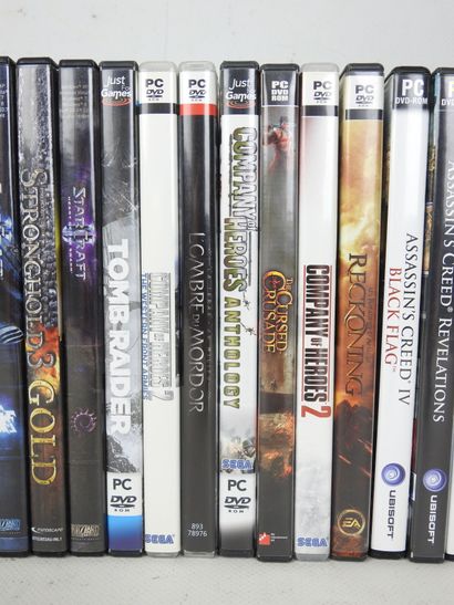 VIDEO GAMES: Lot of 35 various PC games including...