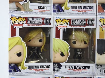 FUNKO POP : 12 figurines de collection de...