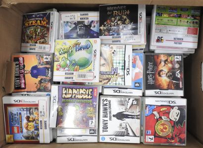NINTENDO DS and 3DS: Around 200 video games,...