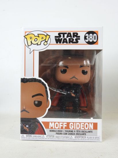 STAR WARS : 3 figurines de collection :
-...