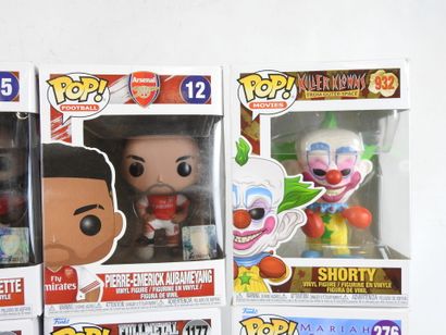 FUNKO POP : 12 figurines de collection diverses...