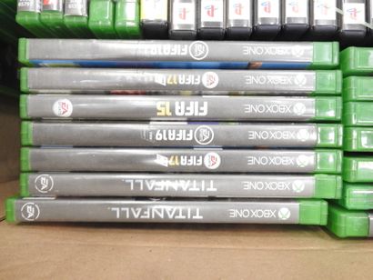 XBOX ONE - PLAYSTATION : Environ 90 jeux...