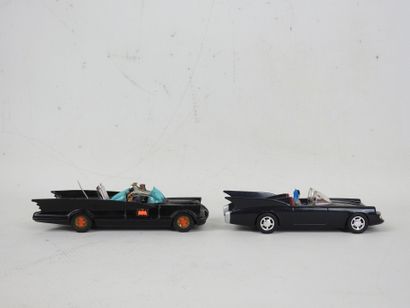 CORGI TOYS : Deux Batmobiles dont BMBV1 1960...