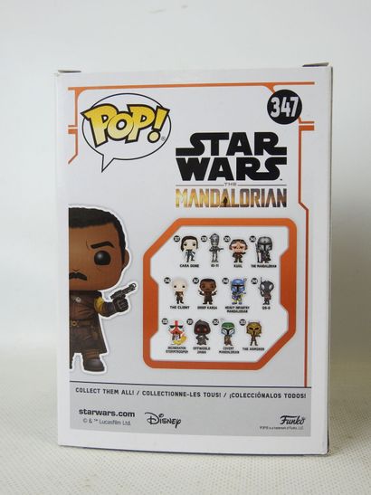 STAR WARS : 3 figurines de collection :
-...