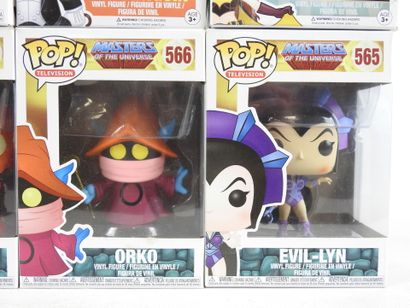 FUNKO POP : 12 figurines de collections de...