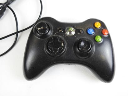 XBOX 360 : 3 consoles XboX 360 noire 2010...