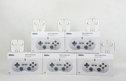 8BitDo : 5 manettes SN30 Pro USB gamepad...
