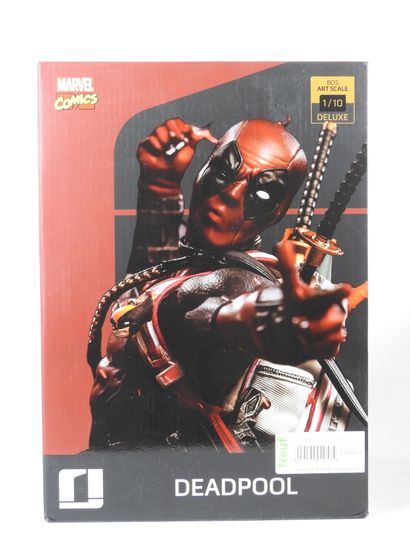 MARVEL : 2 figurines de collection : 
- Deadpool....