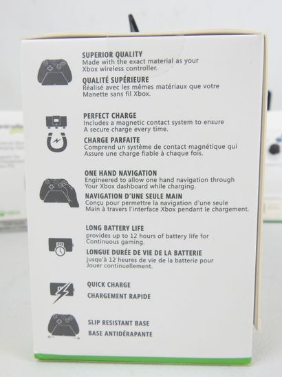 XBOX Pro : 4 manettes de jeu Robot White...