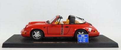 ANSON Porsche 911 Carrera 2 Targa, rouge....