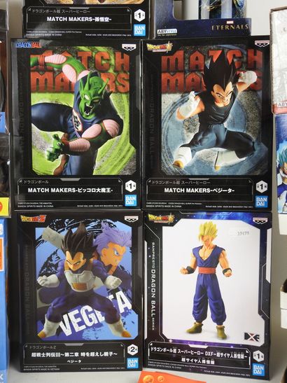 MARVEL - DRAGON BALL Z : Lot comprenant mugs,...