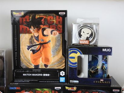MARVEL - DRAGON BALL Z : Lot comprenant mugs,...