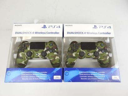 PLAYSTATION 4 : 2 manettes Dualshock 4 Wireless...
