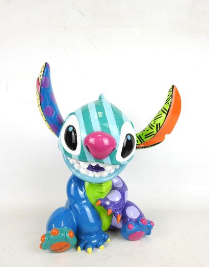 DISNEY : Grande figurine de Stitch polychrome...