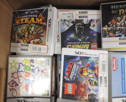 NINTENDO DS and 3DS: Around 200 video games,...