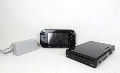 WII U : Console de jeu modèle WUP-010 et...