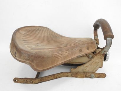 LUX : Selle passagère de moto ancienne M3A....