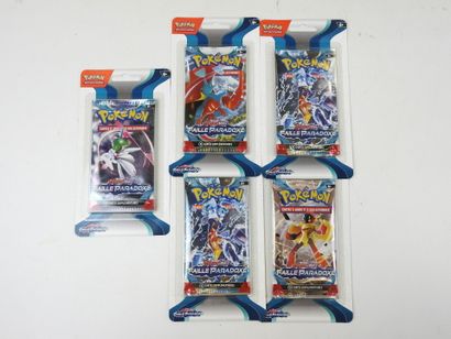 POKEMON : 3 coffrets de cartes à jouer et...