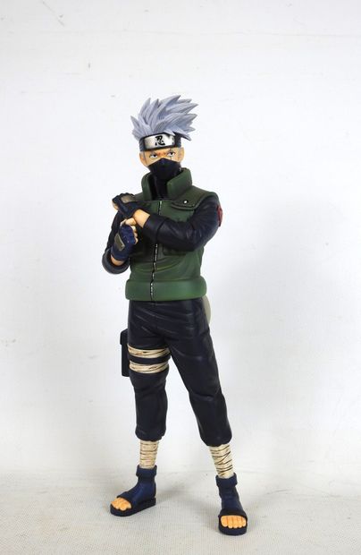 NARUTO : 2 figurines de collections polychromes...