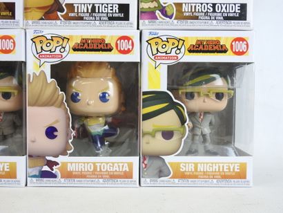 FUNKO POP : 12 figurines de collection de...
