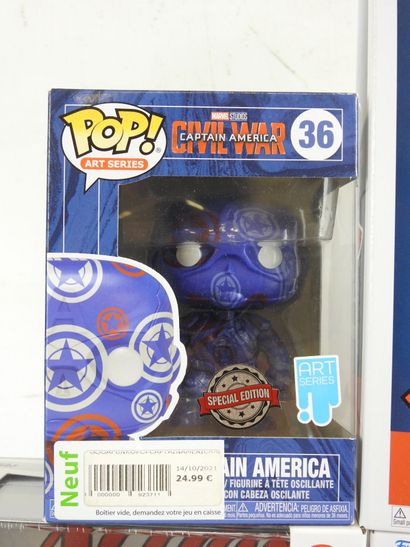 FUNKO POP : 4 figurines de collections MARVEL...