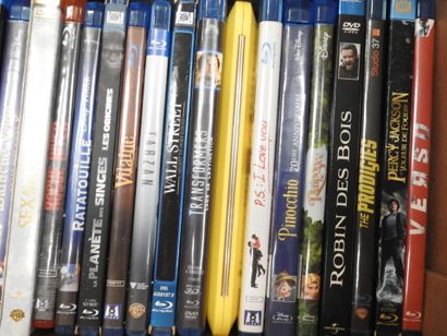 DVD BLU-RAY : Environ 80 DVD dont Sherlock...