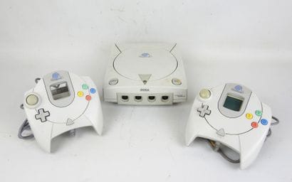 SEGA - DREAMCAST : Console modèle HKT 3030...