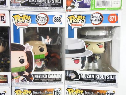 FUNKO POP : 12 figurines de collection de...
