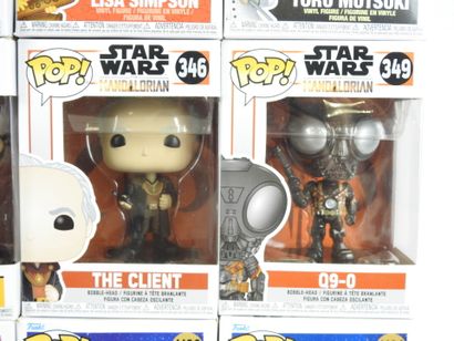 FUNKO POP : 12 figurines de collection de...