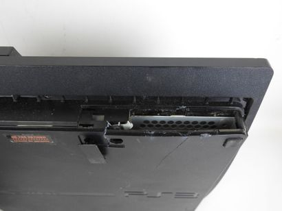 PLAYSTATION : Lot comprenant une console...