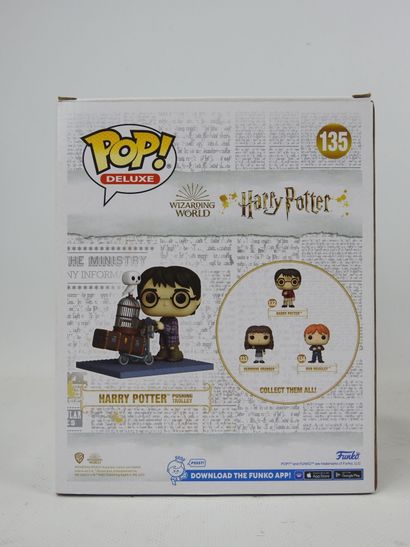 HARRY POTTER : 6 figurines de collection...