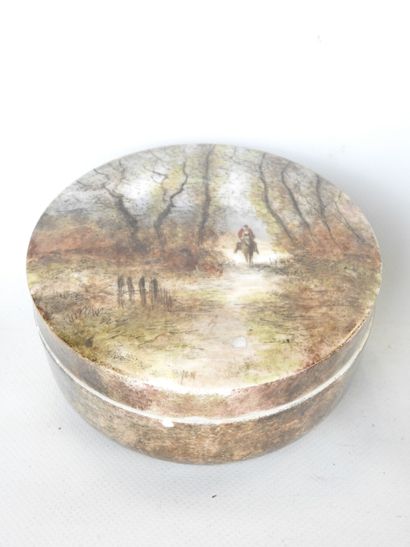 DE BYON (XIXth): Porcelain bonbonnière decorated...