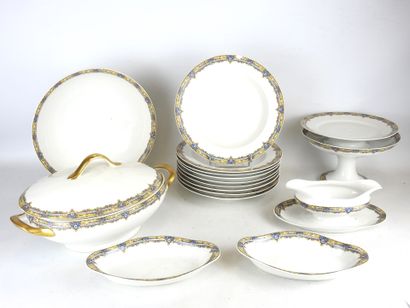 RAYNAUD - LIMOGES : Porcelain dinner service...