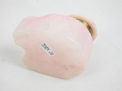 ENCRIER in pink alabaster. 19th century....