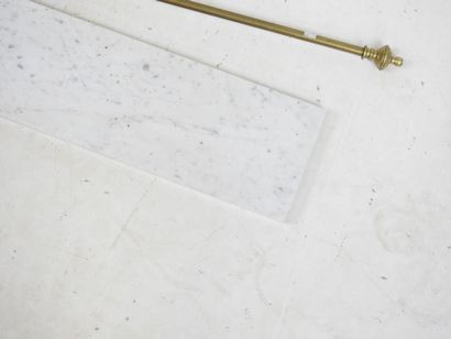 Marble fireback 12 x 45 cm and brass acc...