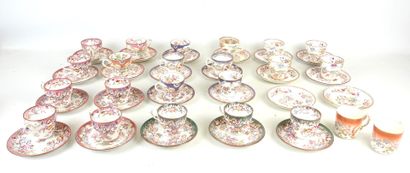 SARREGUEMINES: Large lot of earthenware cups...