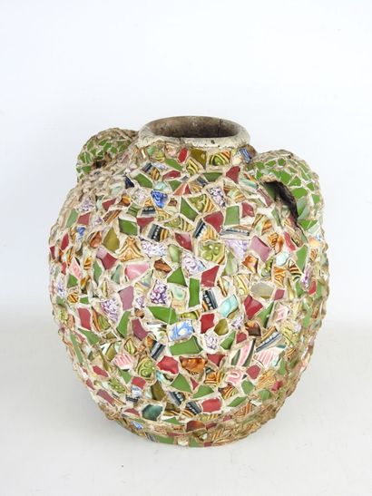 Two-handled earthenware ovoid jug decorated...