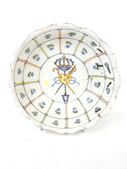 NEVERS: Earthenware salad bowl with revolutionary...