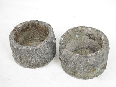 PAIR OF HIDDEN POTS in concrete imitating...