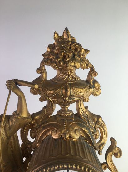 PENDULE in chased and gilded regule, the...